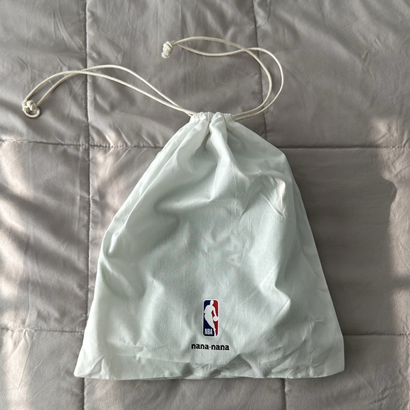 nana-nana x NBA Boston Celtics A5 bag - Picture 6 of 6